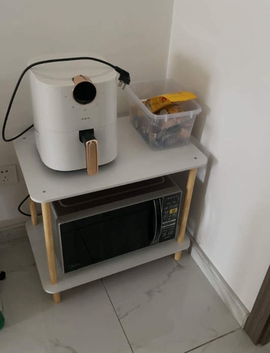 沙发边几小桌子转让，客厅置物/床头两用，出租房小户型合适